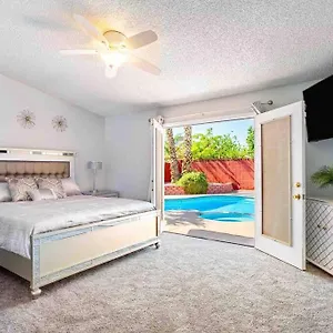 Holiday home Sunkiss
