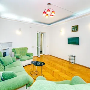apartment-in-boulevard-17.aboutbakuhotels.com/