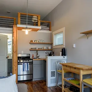 https://tiny-house-by-kabino.seattlehotelsites.com