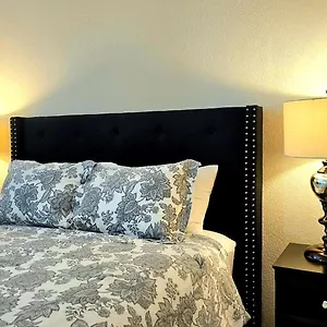 Séjour chez l'habitant Private In A House Close To Red Rock & Vegas Strip #1, Las Vegas